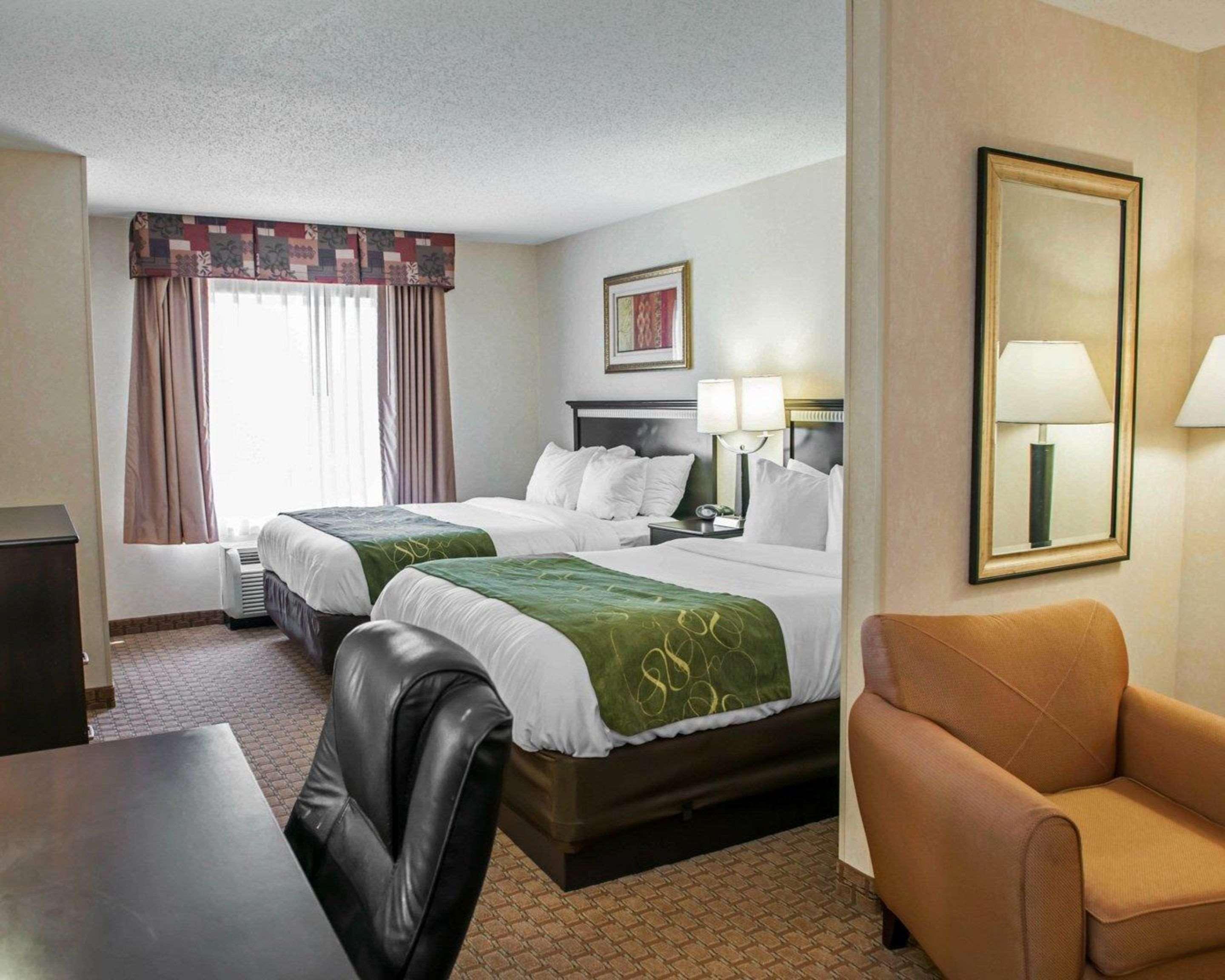 Comfort Suites Southport Exteriér fotografie