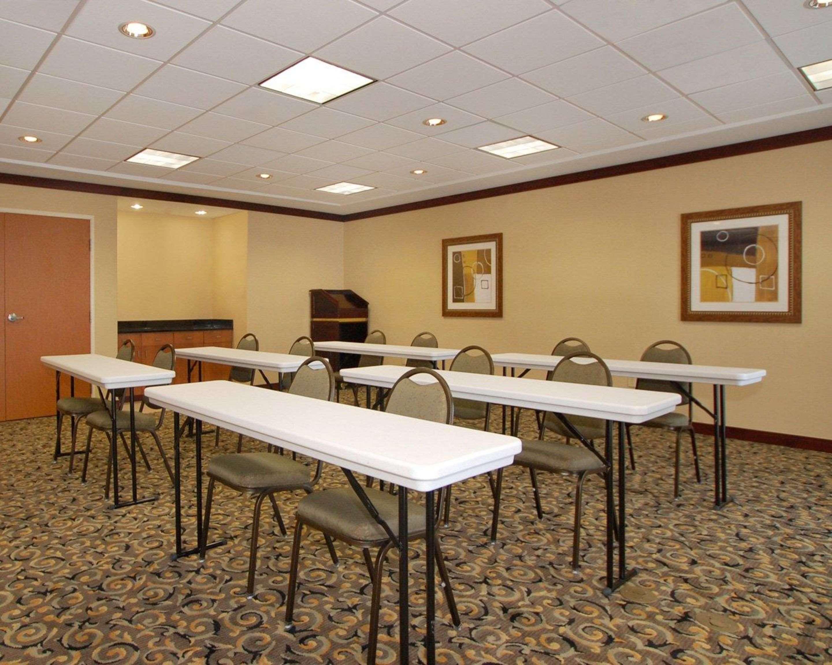 Comfort Suites Southport Exteriér fotografie