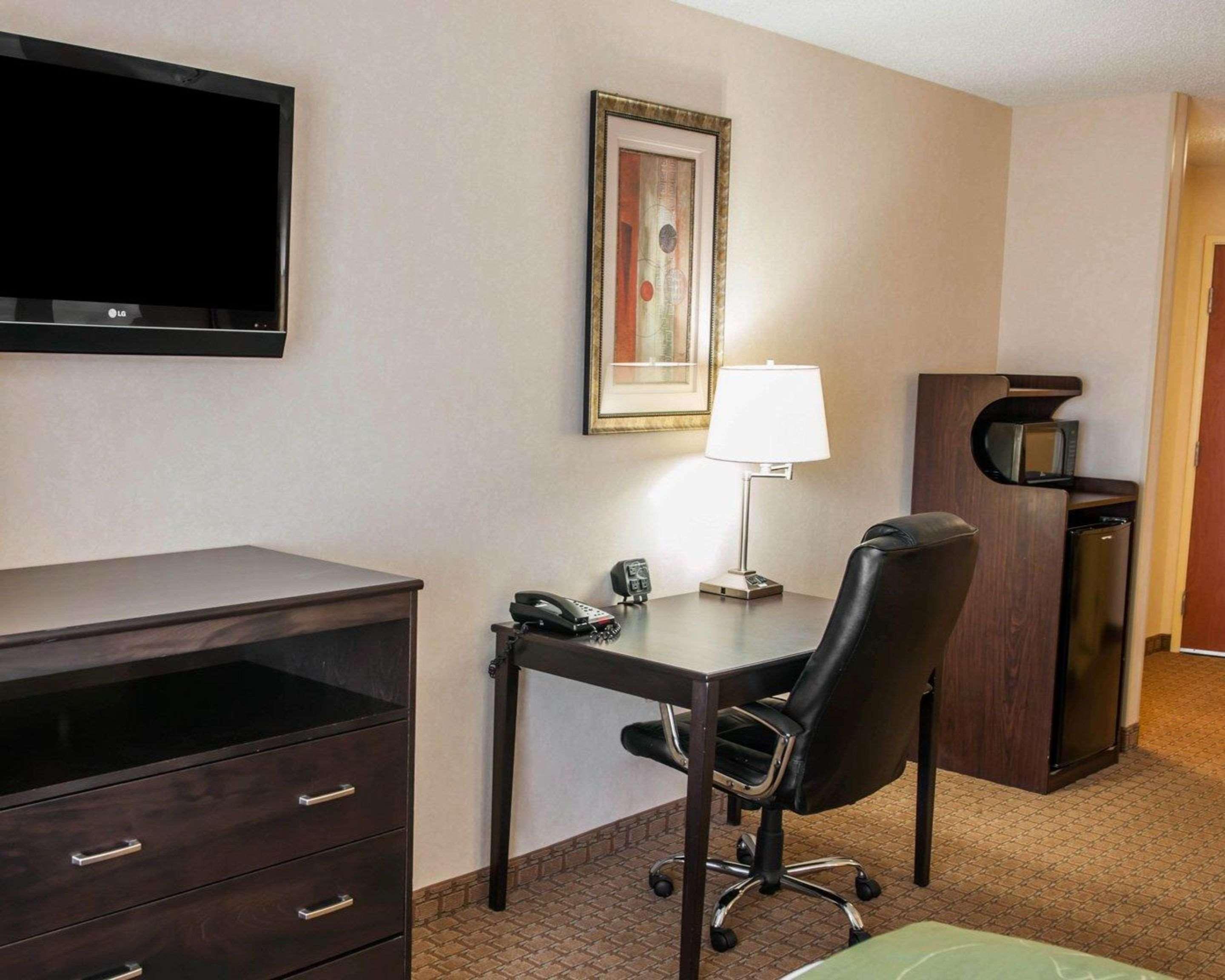 Comfort Suites Southport Exteriér fotografie