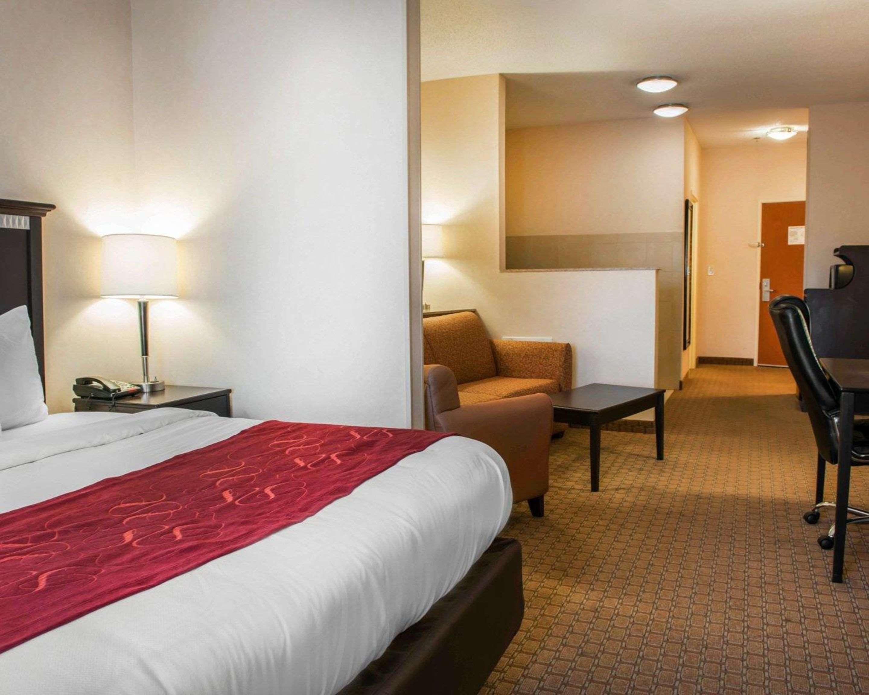 Comfort Suites Southport Exteriér fotografie