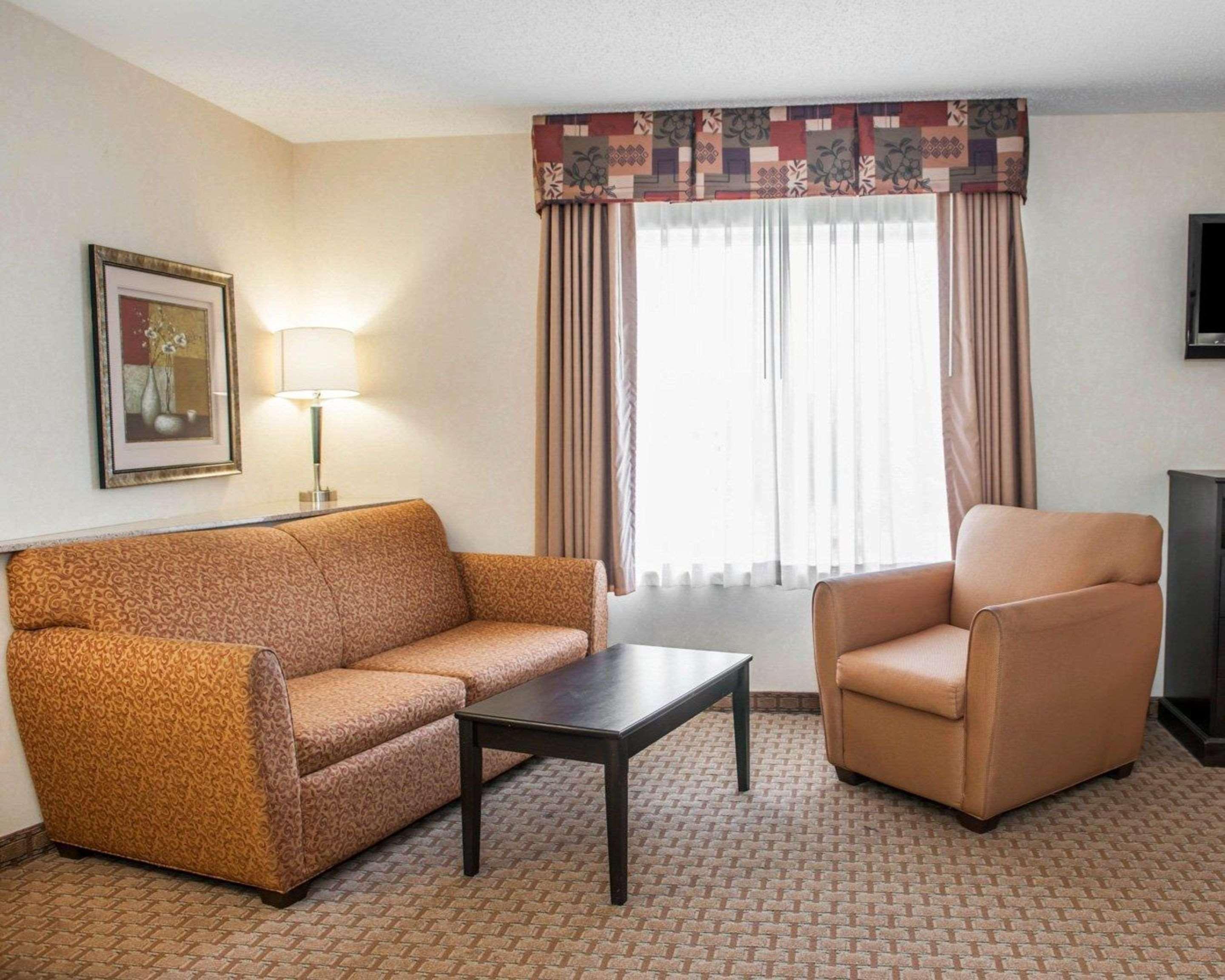 Comfort Suites Southport Exteriér fotografie